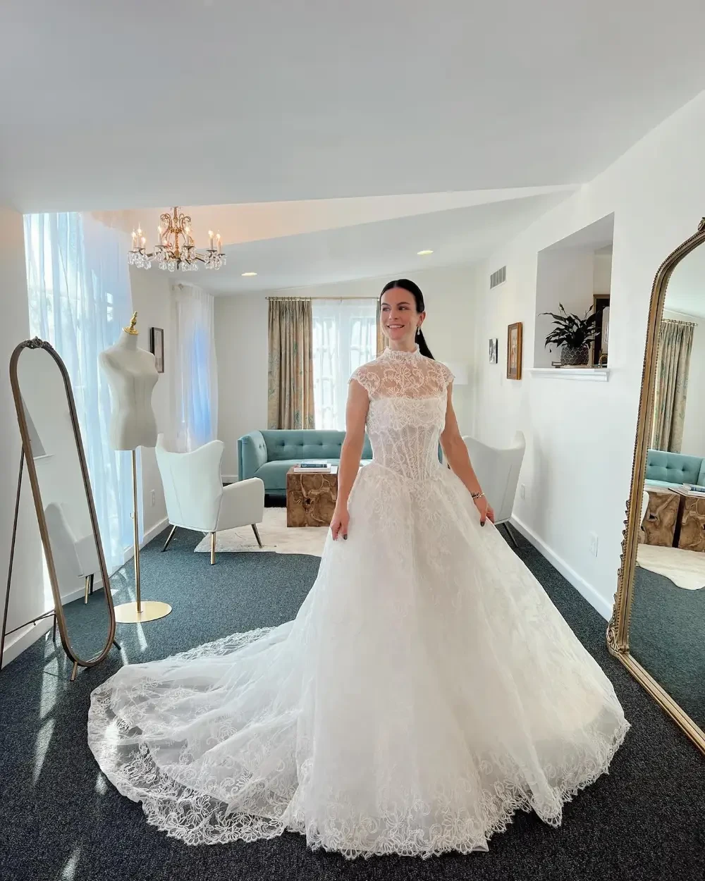 Gallery Image #slidesGrid0