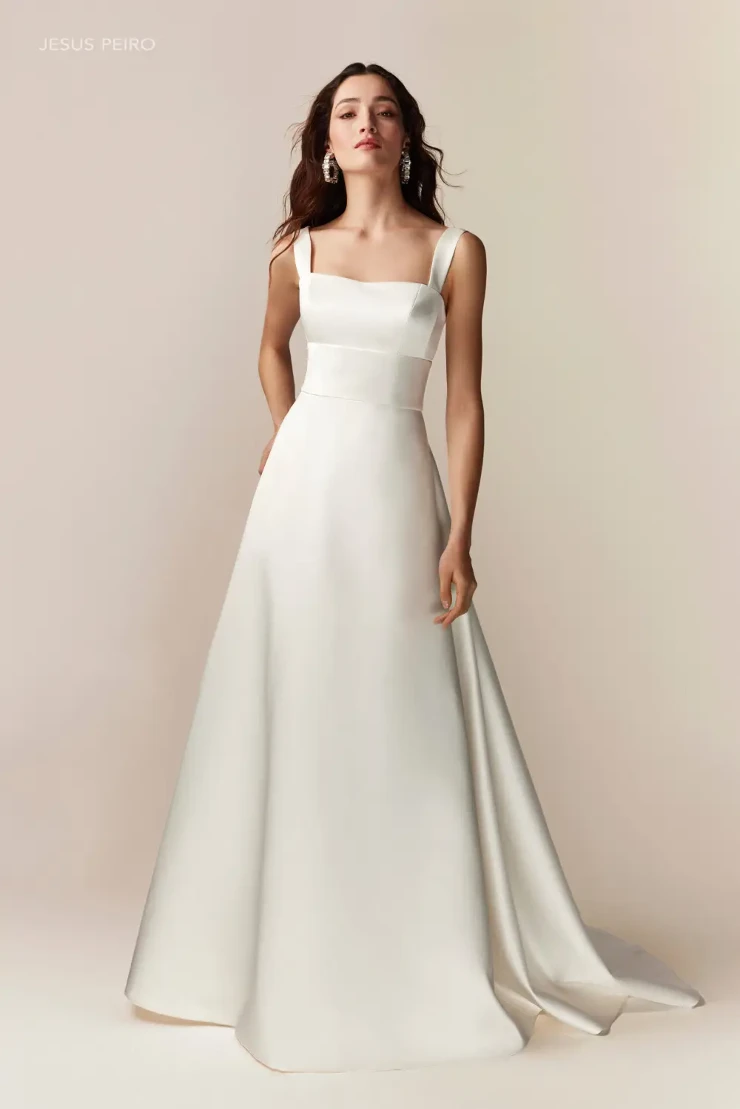 jesus peiro wedding dress designer JESUS PEIRO Timeless elegance for modern brides